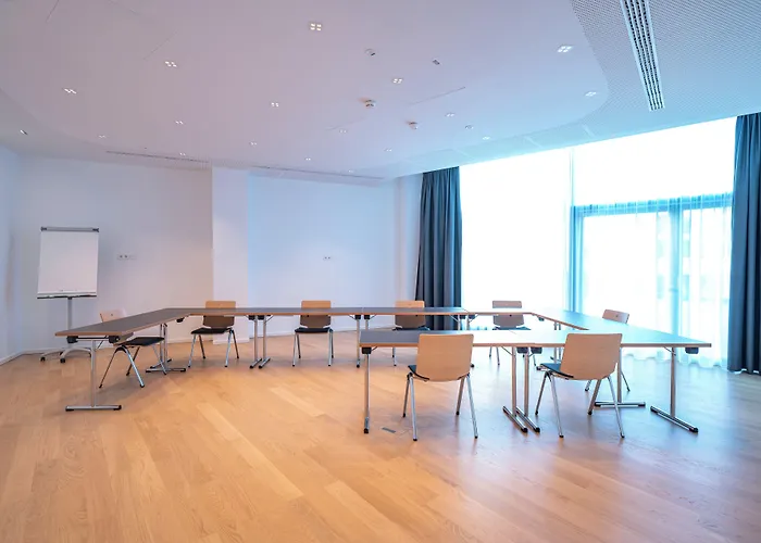 Roomz & Conference Center Prater Hotel